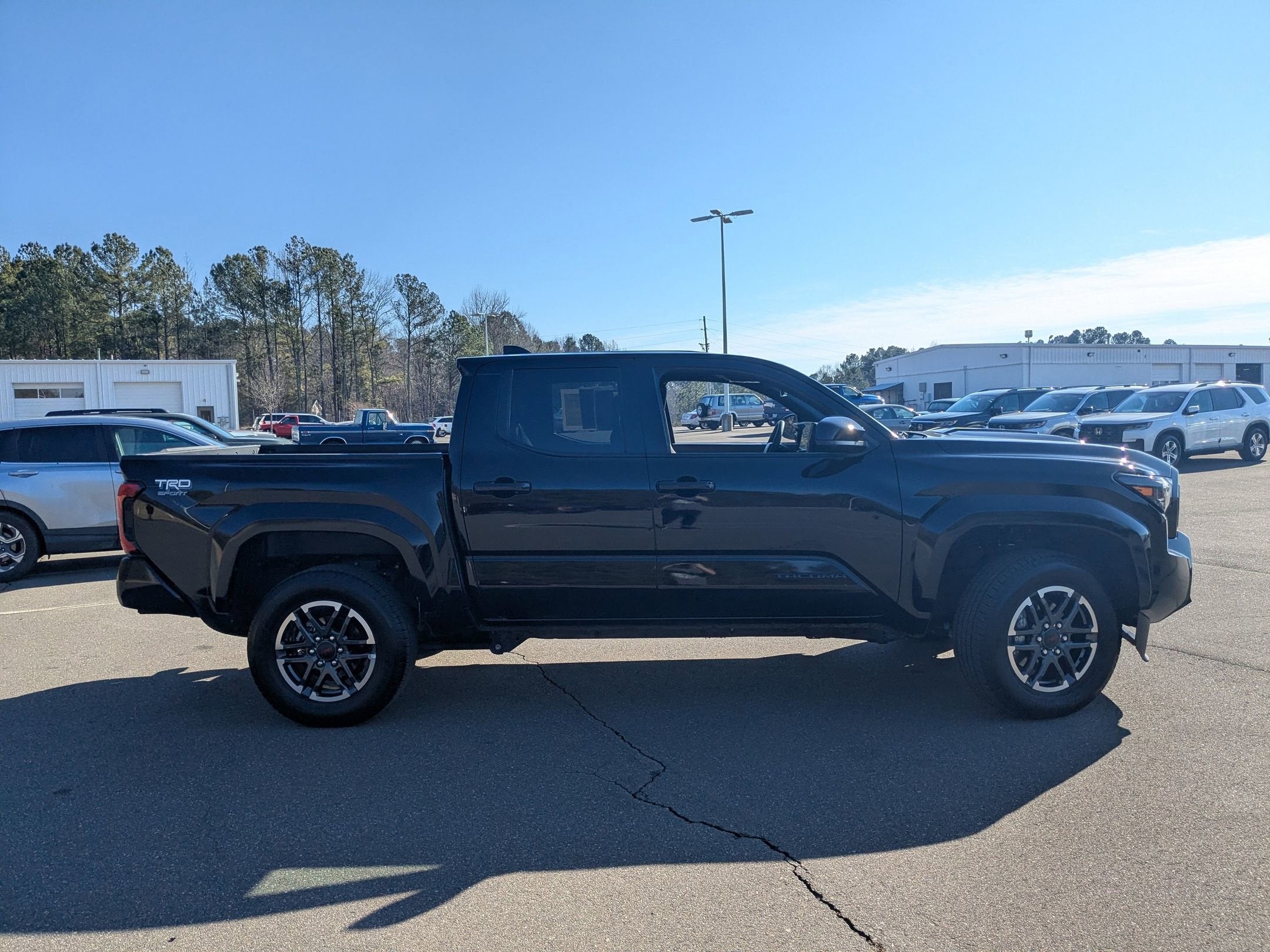 2025 Toyota Tacoma 4WD SR