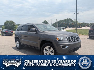 2017 Jeep Grand Cherokee Laredo 4x2