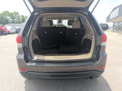 2017 Jeep Grand Cherokee Laredo 4x2