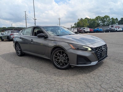 2023 Nissan Altima SR VC-Turbo FWD