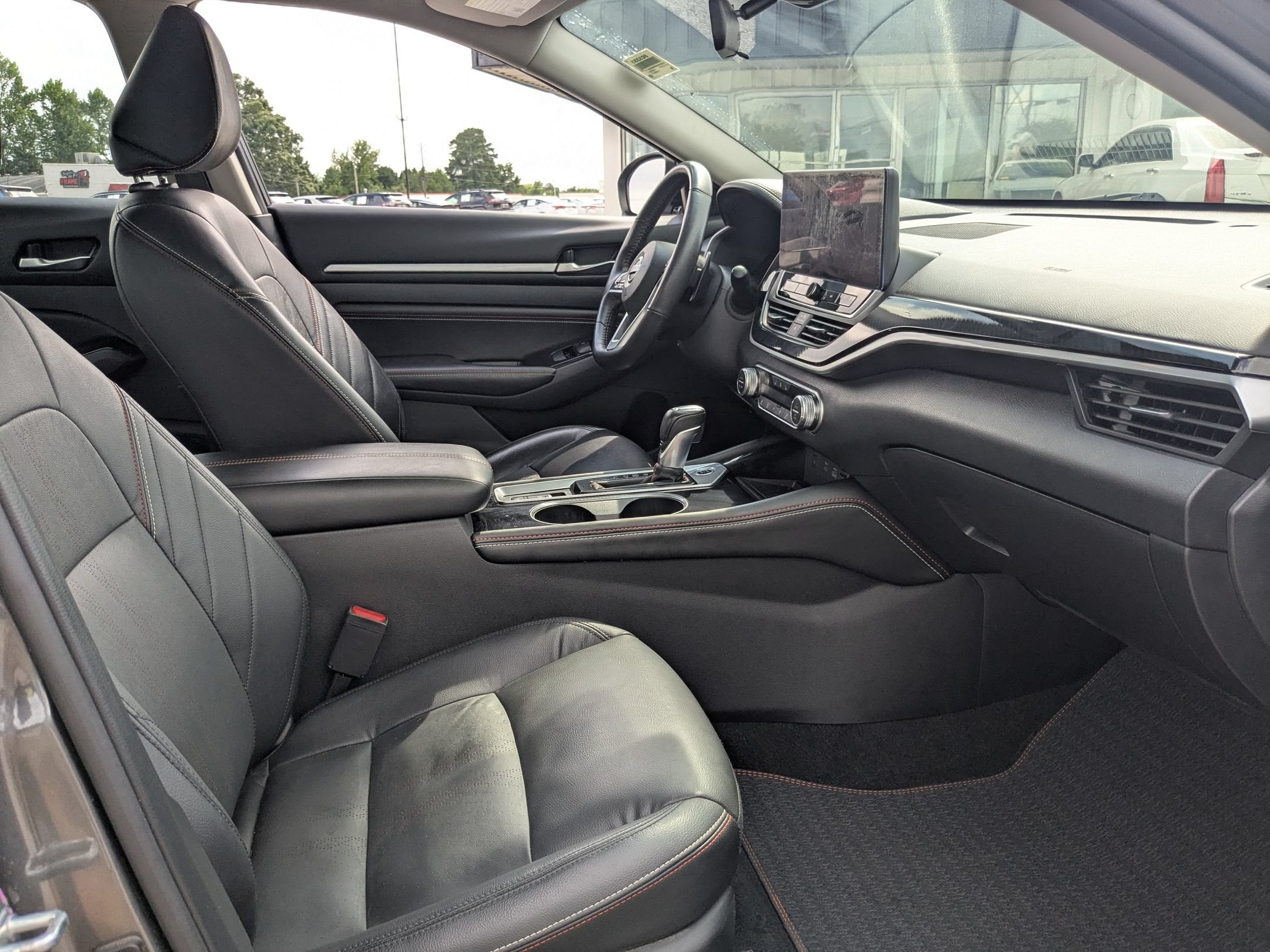 2023 Nissan Altima SR VC-Turbo FWD