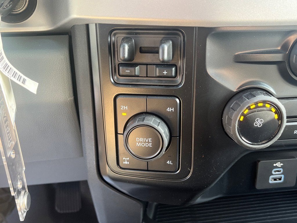 2026 Ford Super Duty F-350 SRW XL