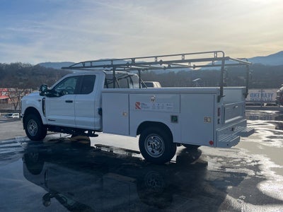 2026 Ford Super Duty F-350 SRW XL