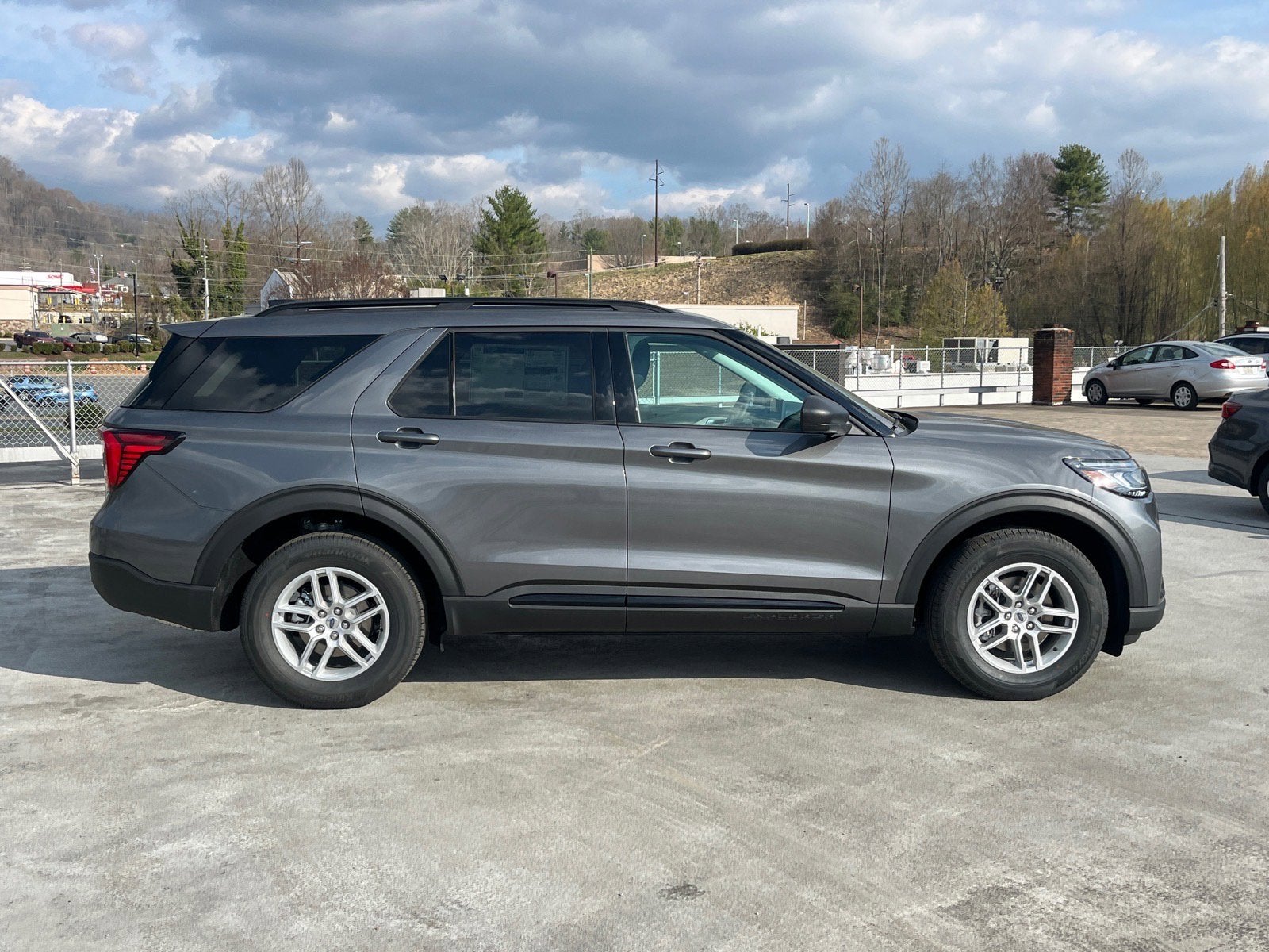 2026 Ford Explorer Active w/100A Pkg