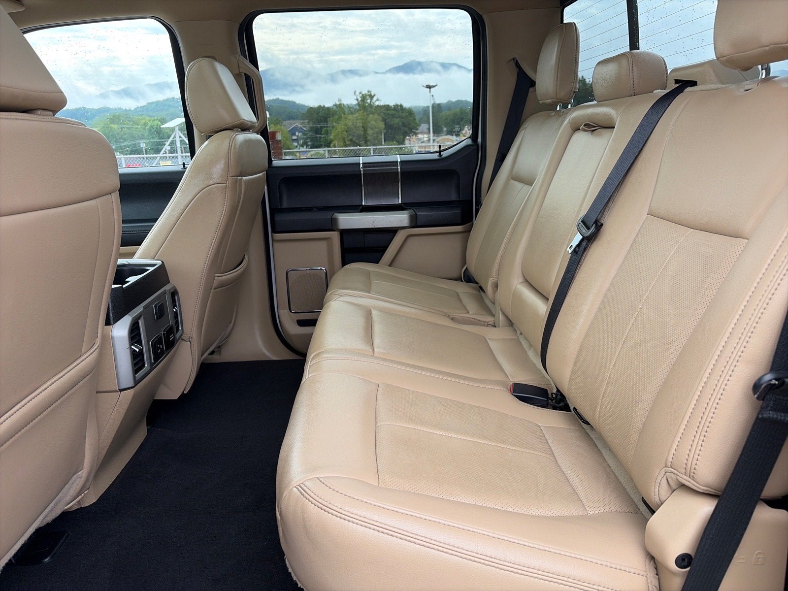 2021 Ford Super Duty F-250 SRW LARIAT