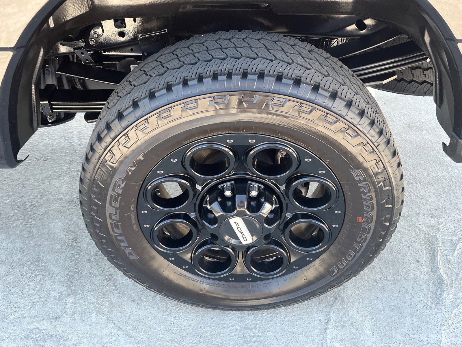 2025 Ford Super Duty F-350 SRW LARIAT