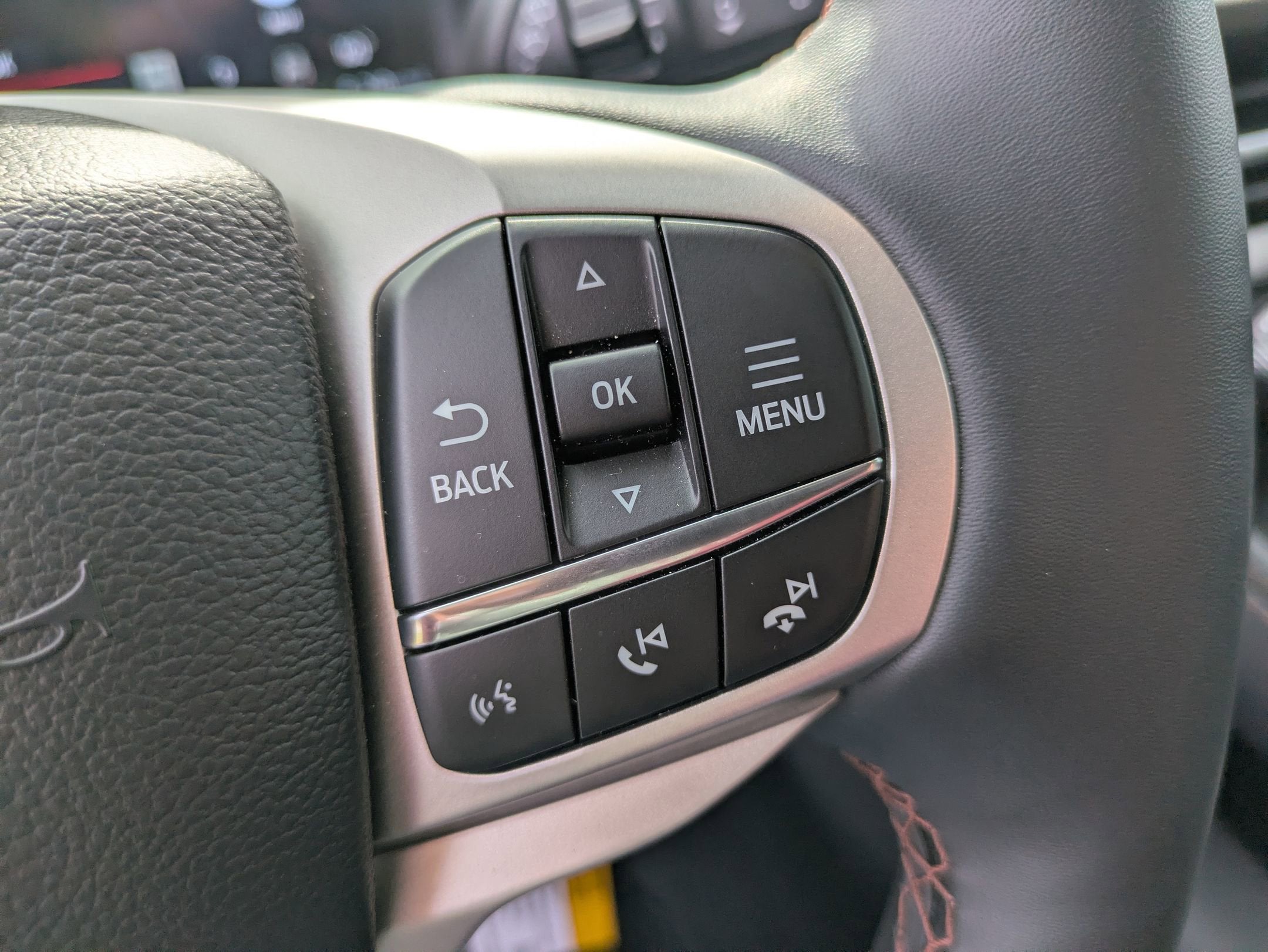 2025 Ford Explorer Active - Crossroads Courtesy Demo