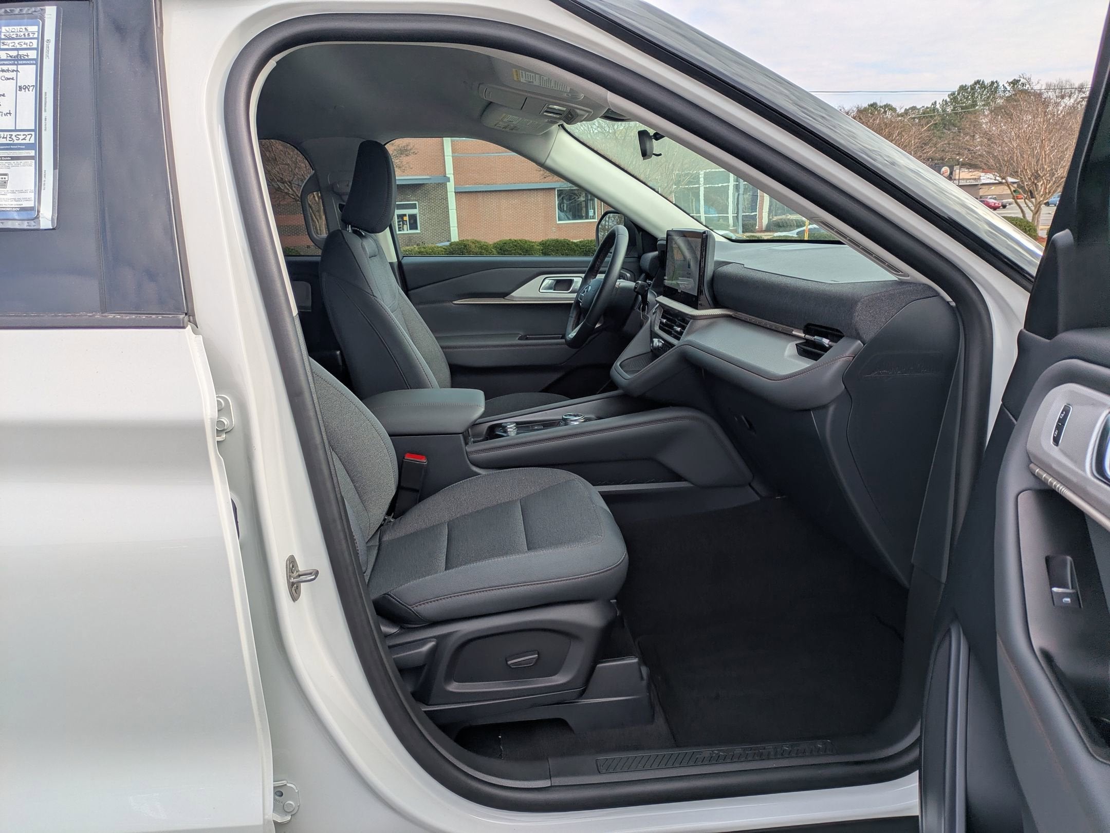 2025 Ford Explorer Active - Crossroads Courtesy Demo