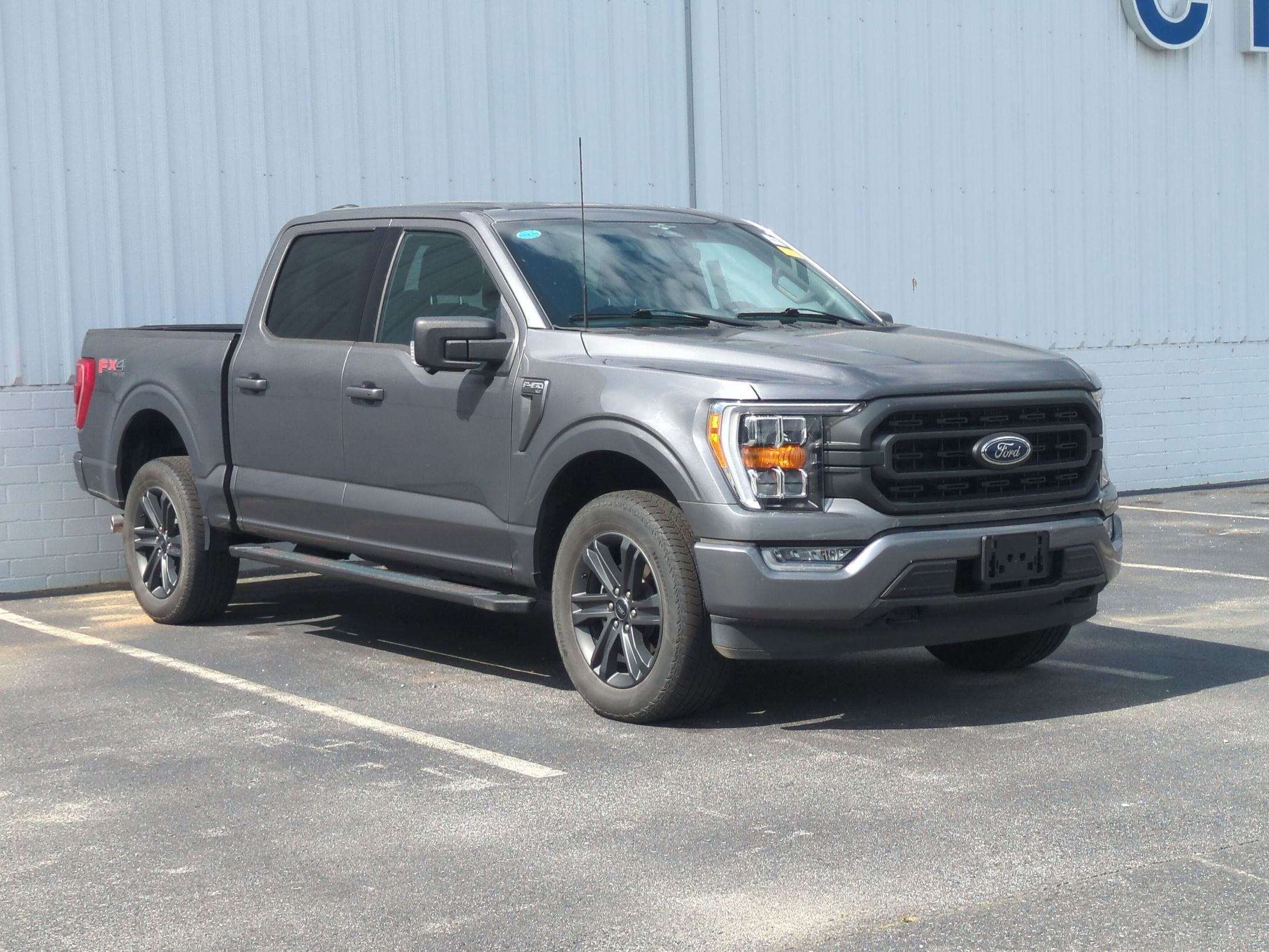 2023 Ford F-150 XLT 4x4 SuperCrew 5-1/2 Box's photo