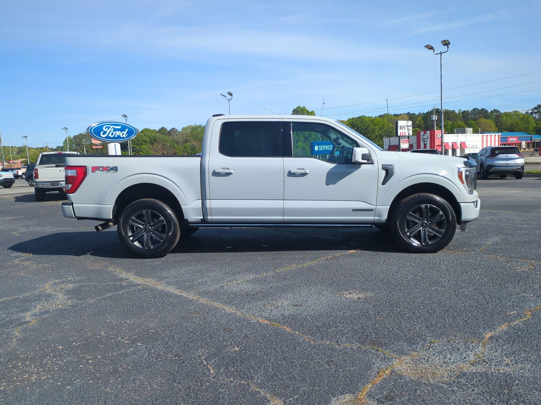 2023 Ford F-150 LARIAT
