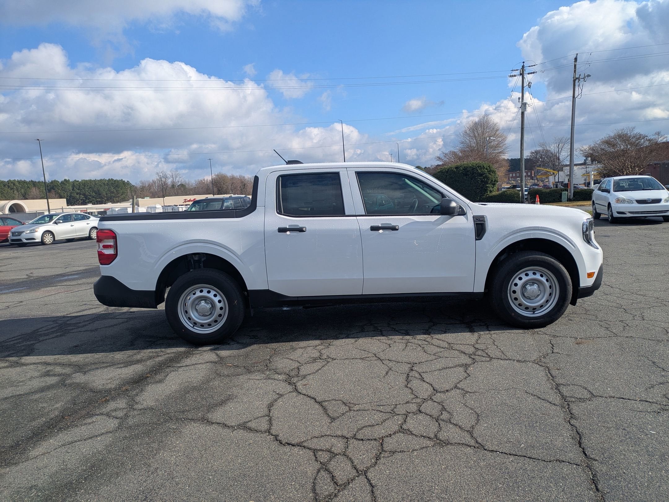 2025 Ford Maverick XL