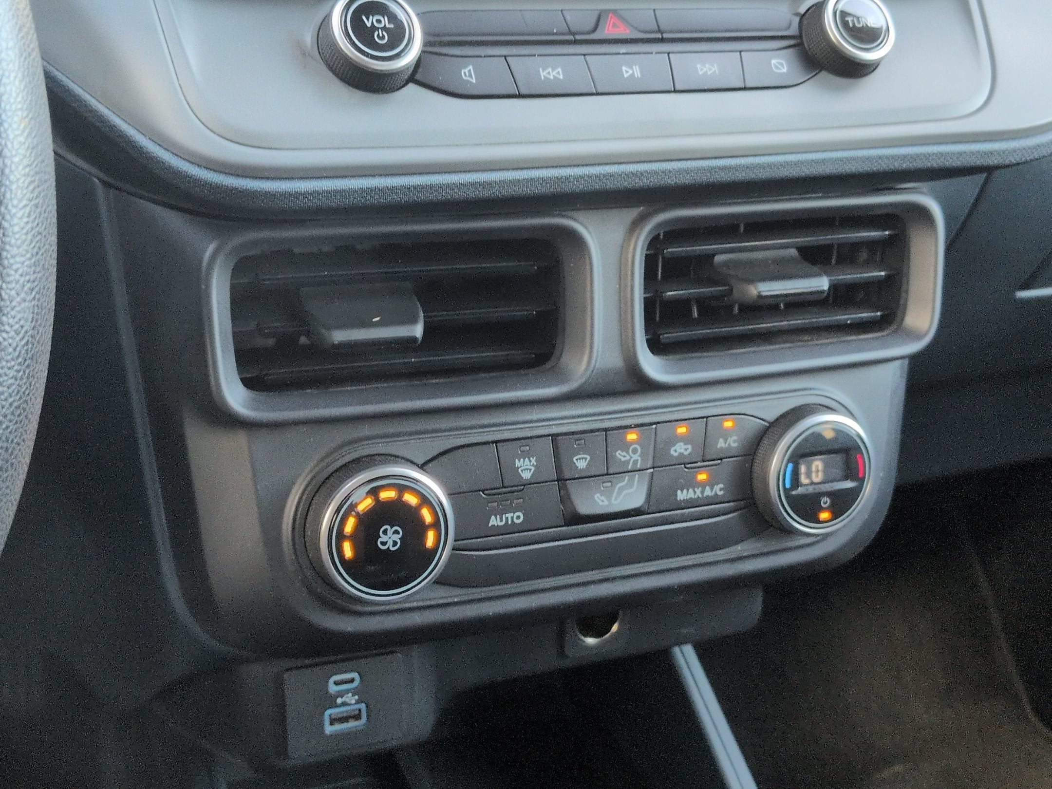 Photo 25