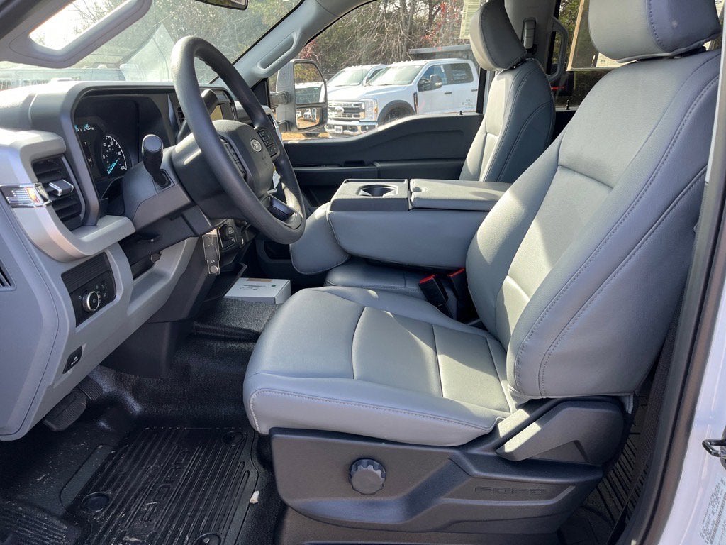 2026 Ford Super Duty F-450 DRW XL