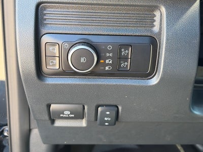 2026 Ford Super Duty F-450 DRW Lariat DRW