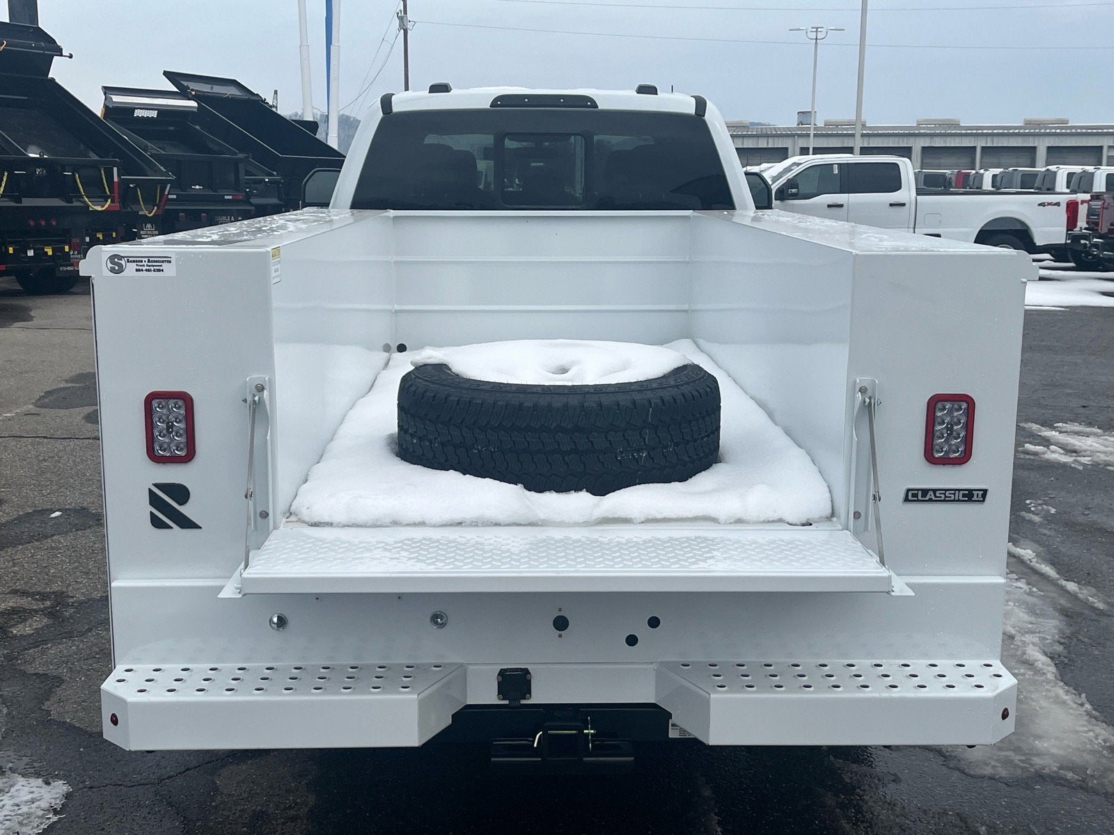 2026 Ford Super Duty F-350 SRW XL