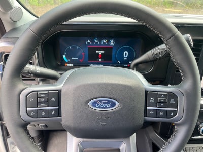 2026 Ford Super Duty F-350 DRW LARIAT