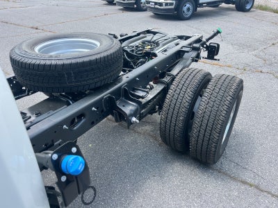 2026 Ford Super Duty F-350 DRW LARIAT