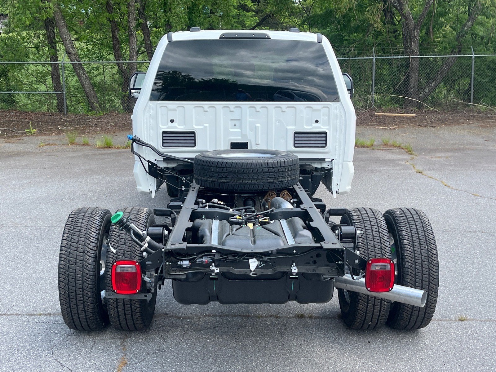 2026 Ford Super Duty F-350 DRW LARIAT