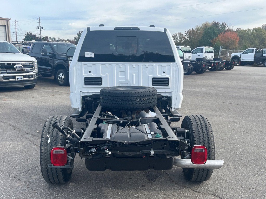 2026 Ford Super Duty F-350 SRW XL