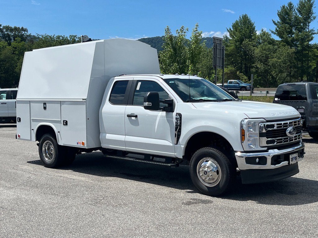 2025 Ford Super Duty F-350 DRW XL DRW