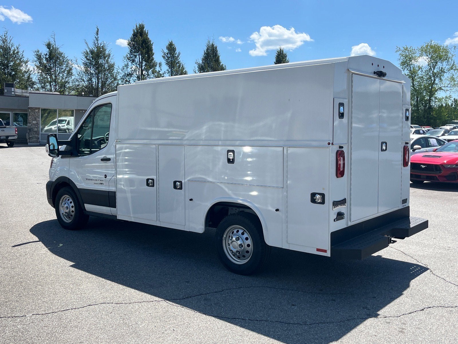 2024 Ford Transit Cutaway Base