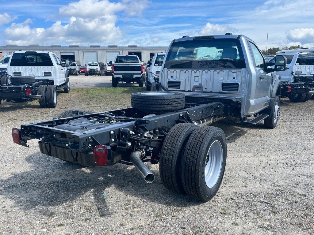 2026 Ford Super Duty F-550 DRW XL DRW