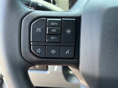 2025 Ford Super Duty F-600 DRW XL