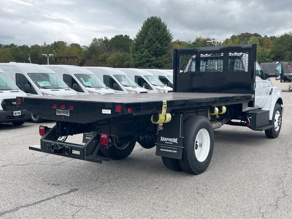 2025 Ford F-650SD Base
