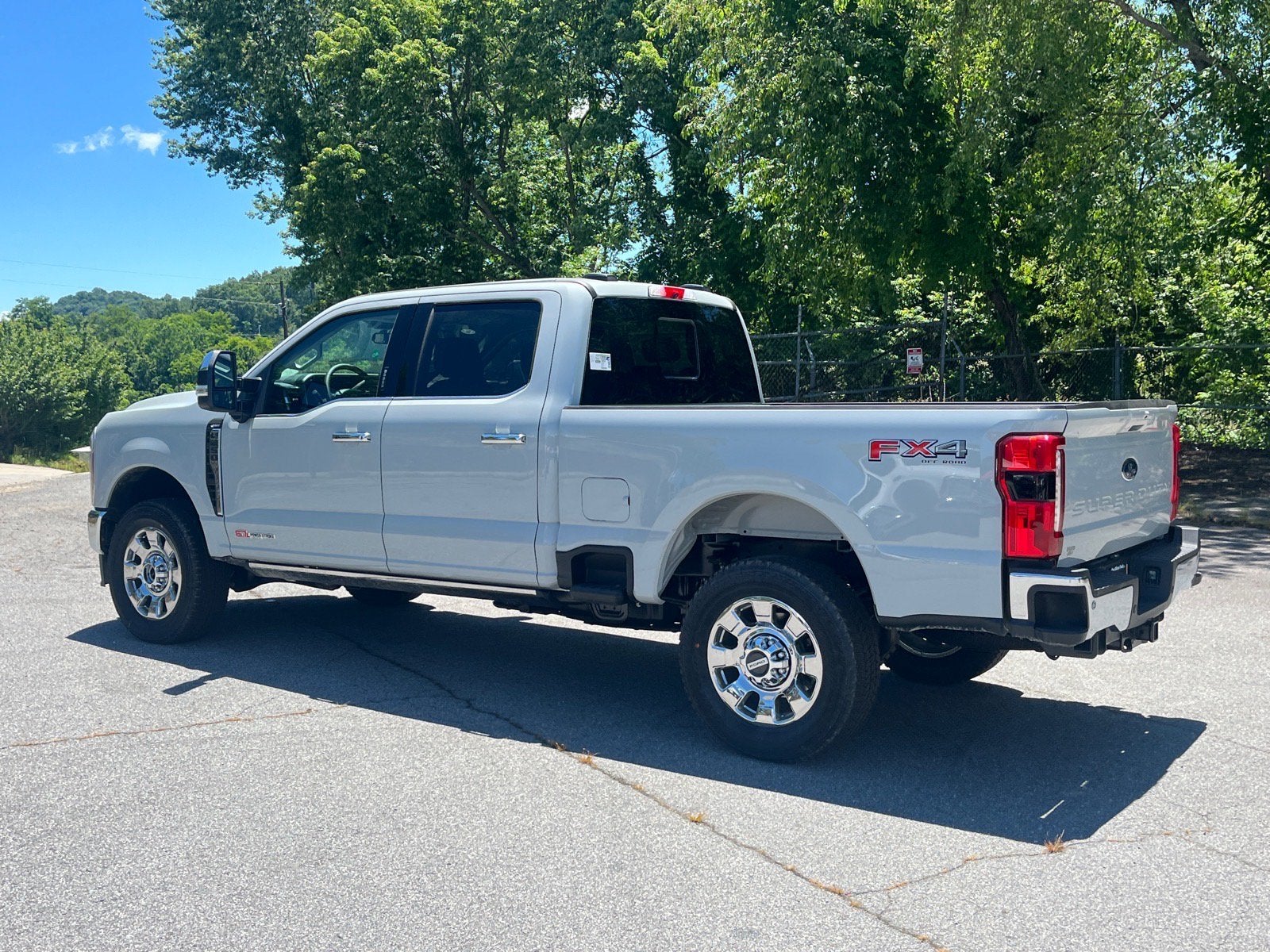 2026 Ford Super Duty F-250 SRW LARIAT