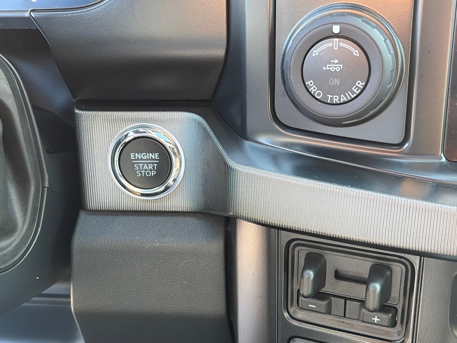 2024 Ford Super Duty F-250 SRW Platinum