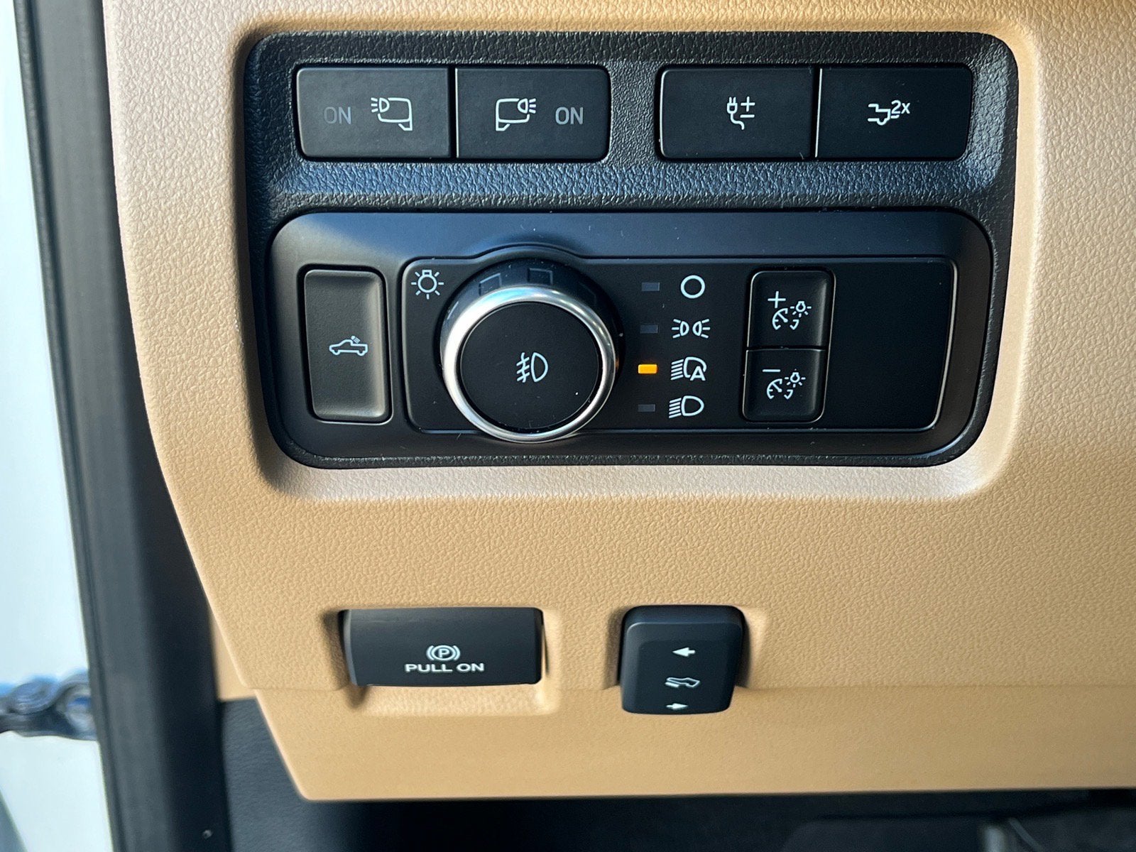 2023 Ford Super Duty F-350 SRW LARIAT