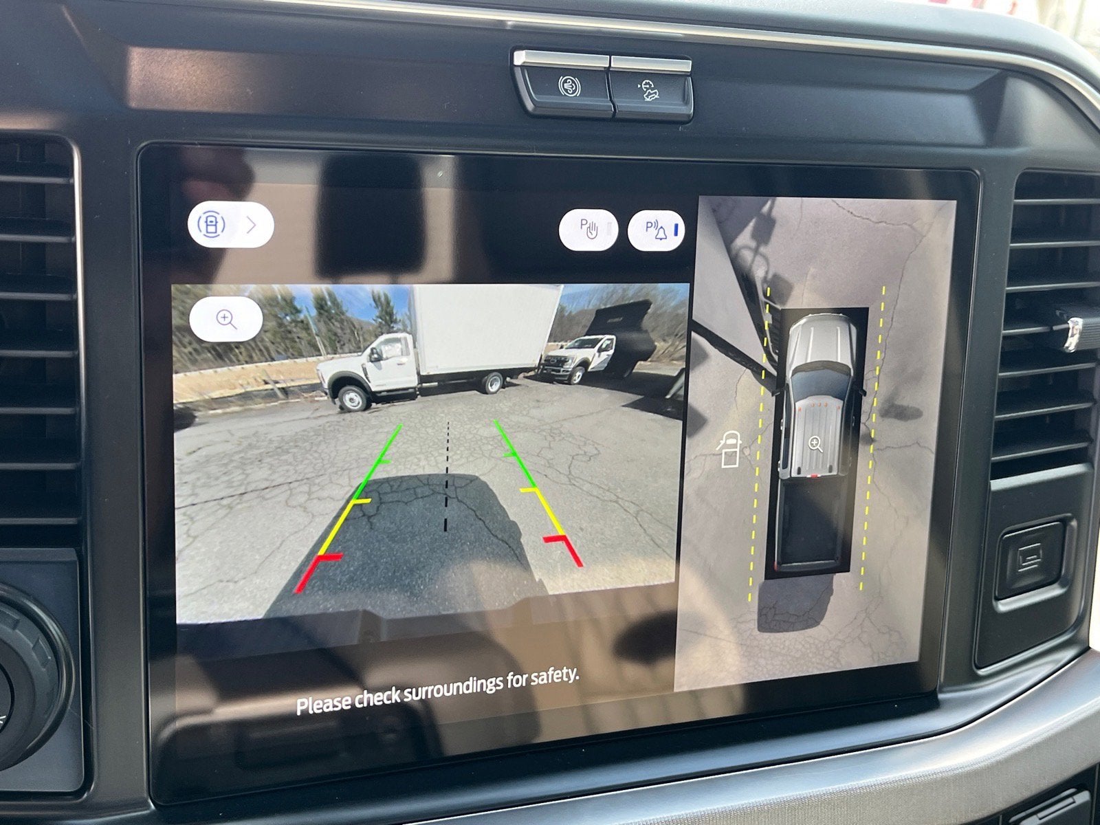 2026 Ford Super Duty F-350 SRW Platinum