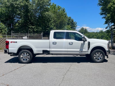 2026 Ford Super Duty F-350 SRW LARIAT