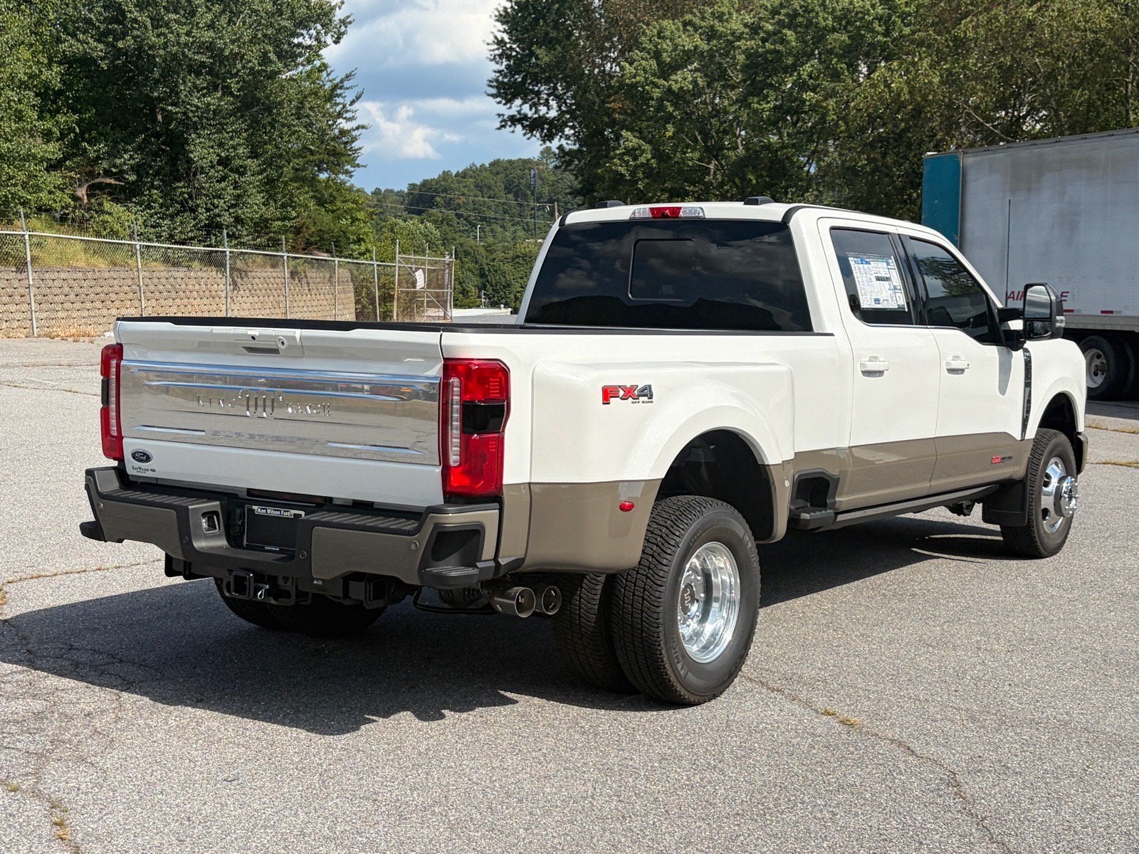 2026 Ford Super Duty F-350 DRW King Ranch