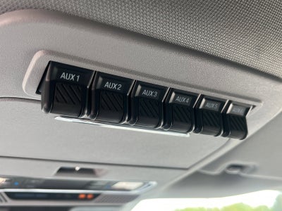 2025 Ford Super Duty F-450 DRW Lariat DRW