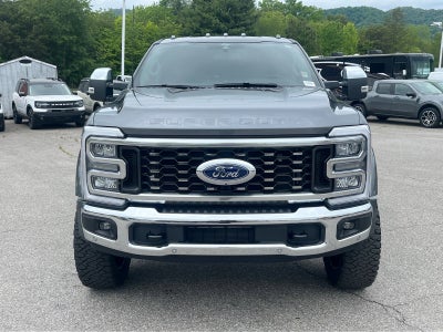 2025 Ford Super Duty F-450 DRW Lariat DRW