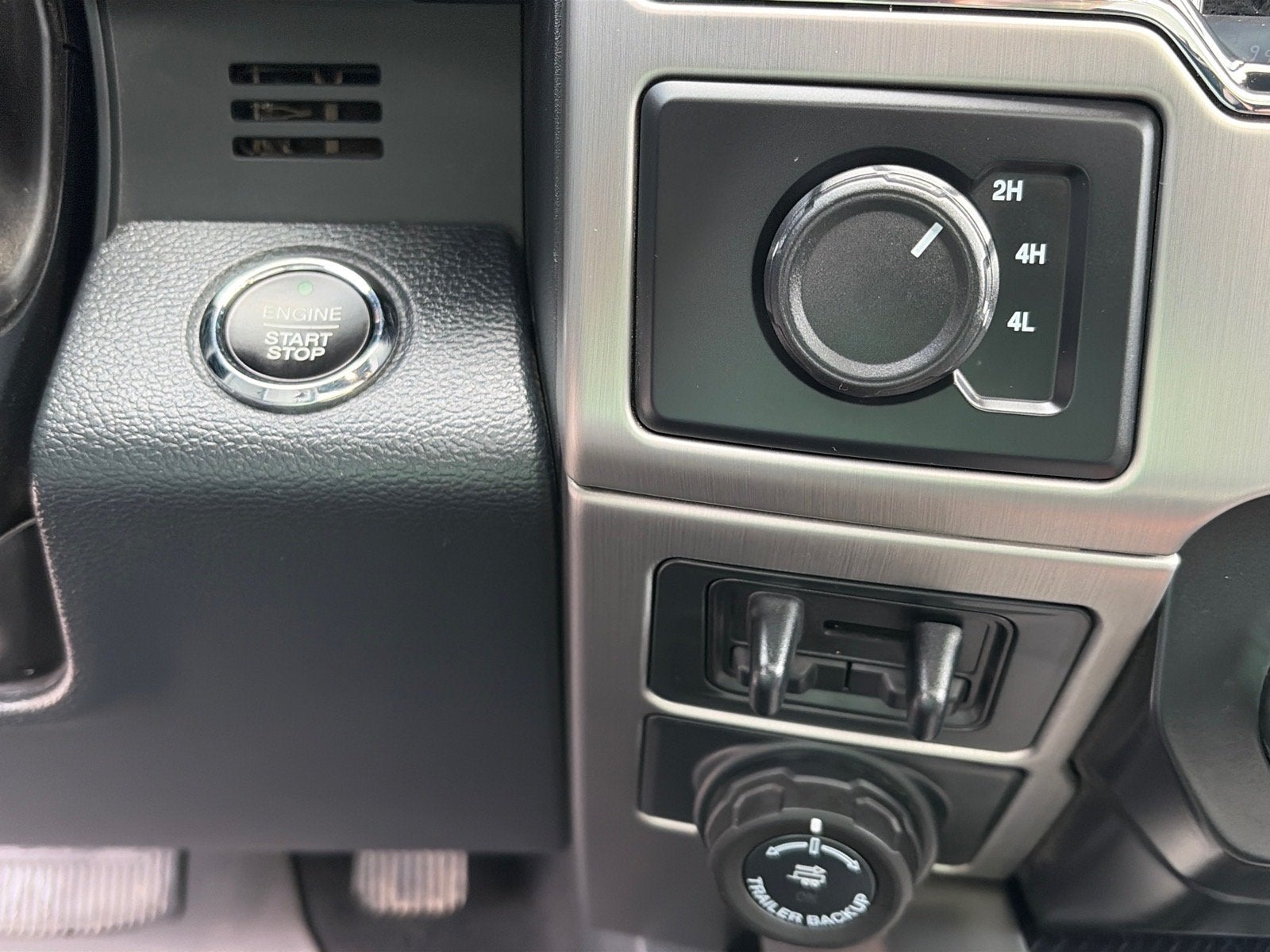 2022 Ford Super Duty F-450 DRW Platinum