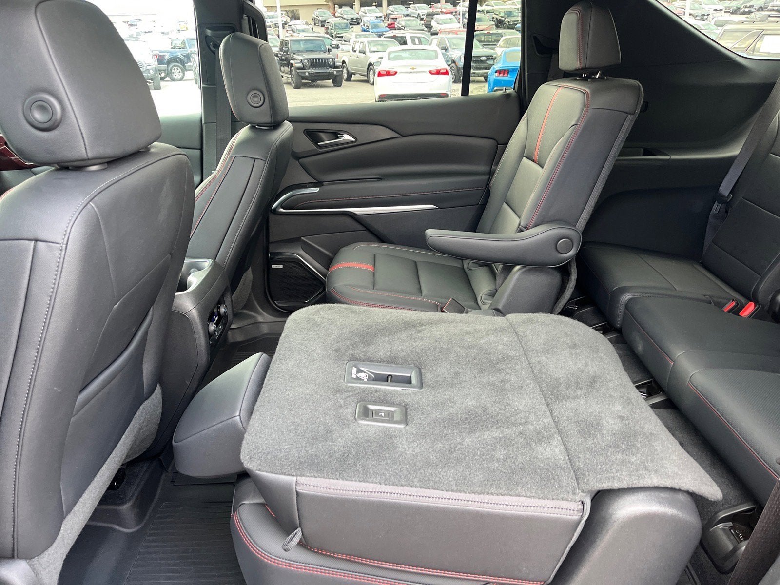 2024 Chevrolet Traverse AWD RS