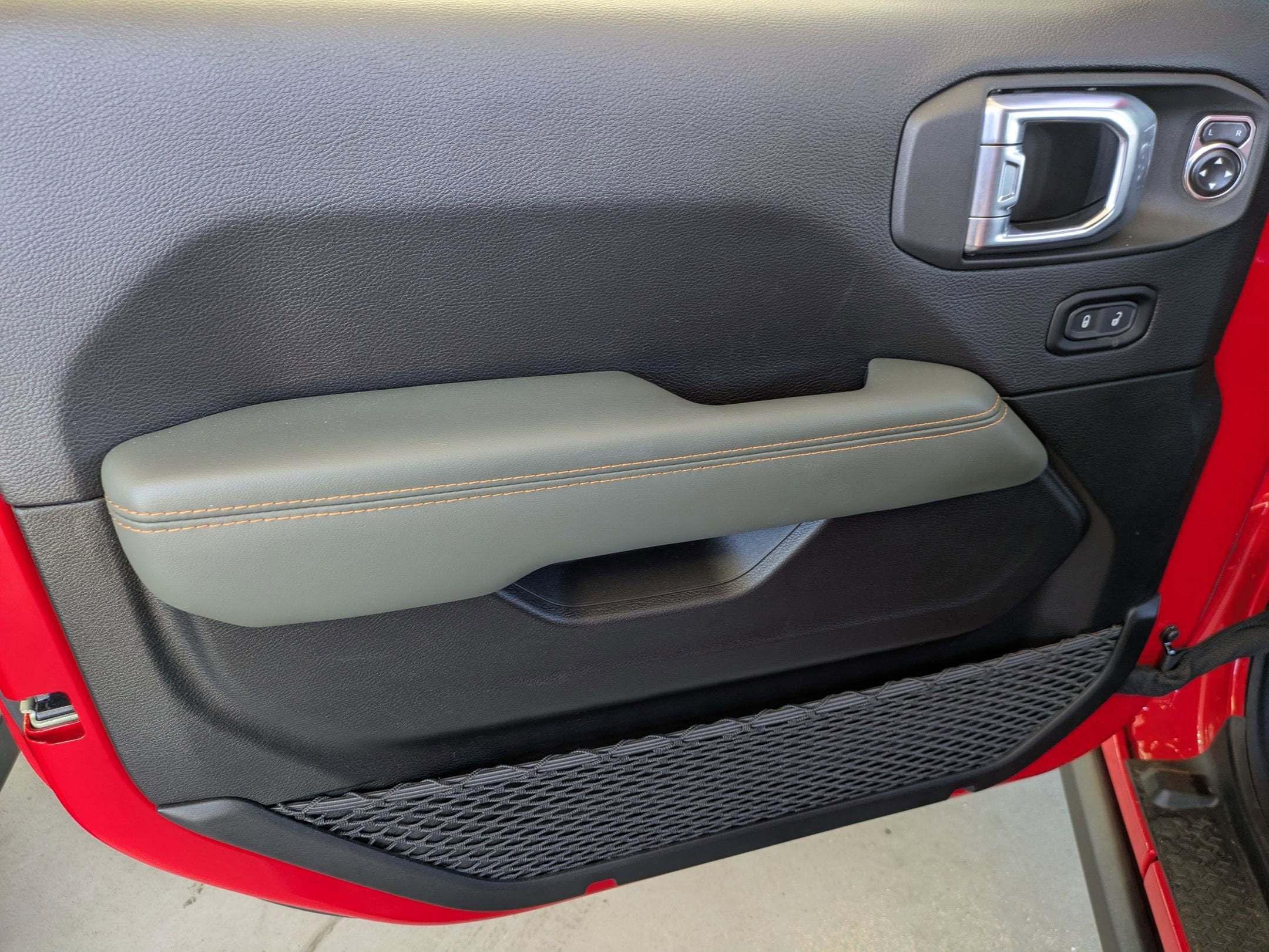 2024 Jeep Gladiator Mojave X