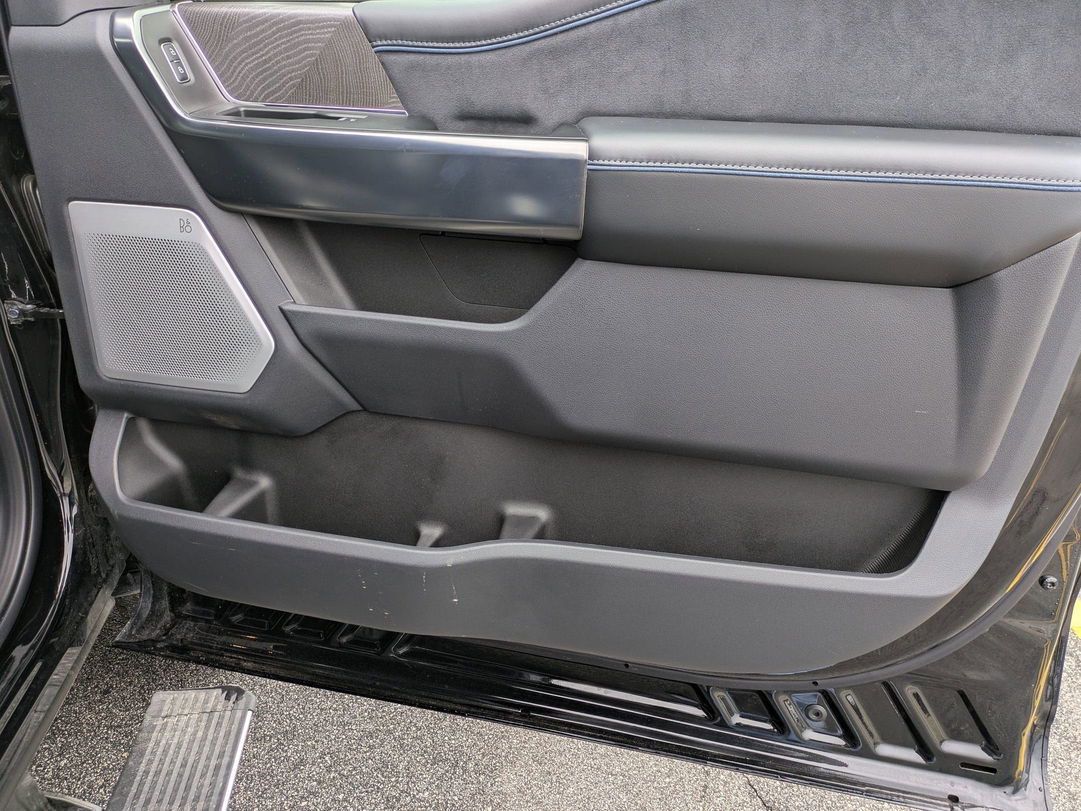 2025 Ford Super Duty F-250 SRW Platinum