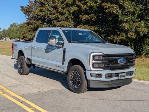 2025 Ford Super Duty F-350 SRW Platinum