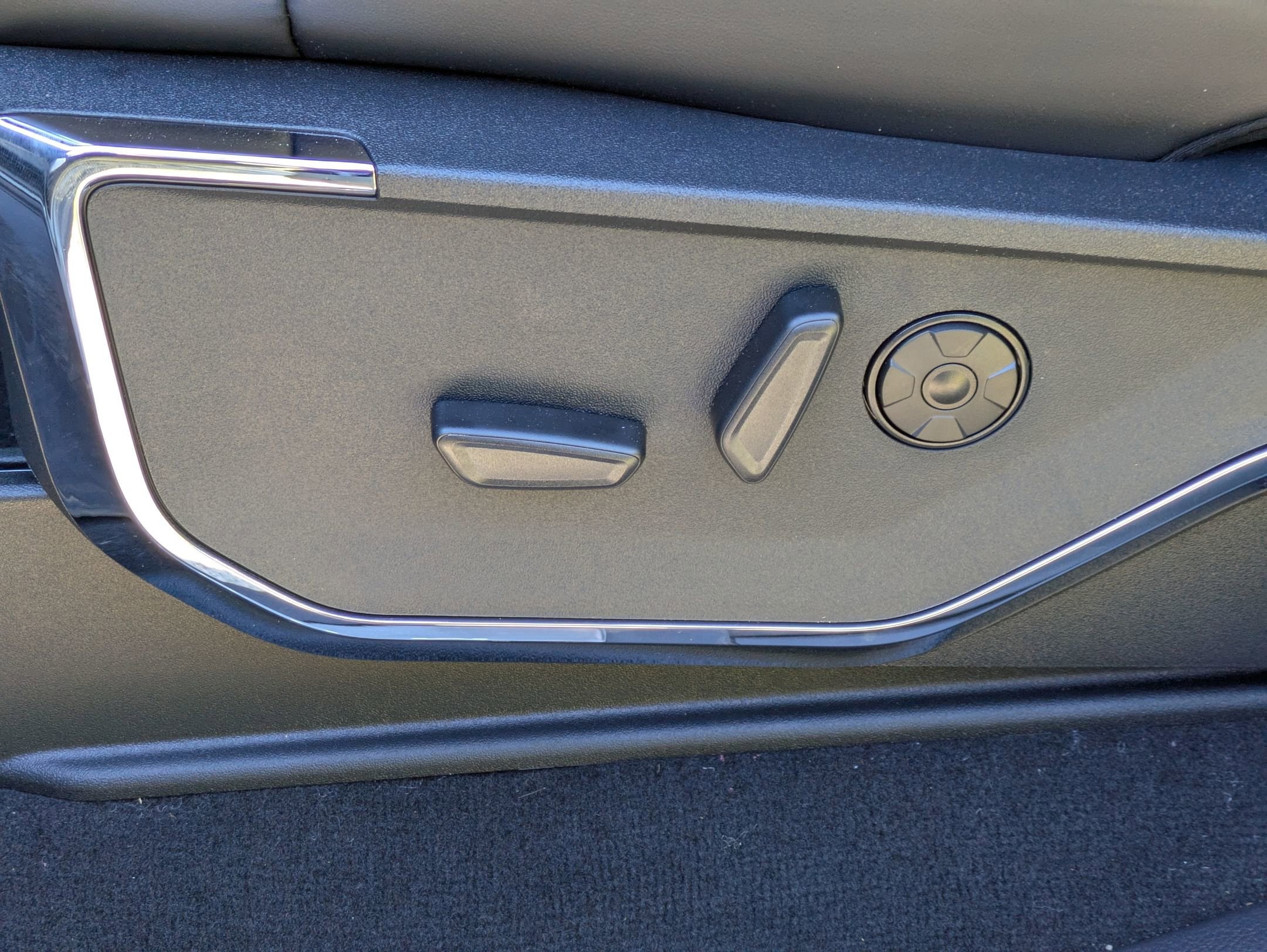 2025 Ford Super Duty F-350 SRW Platinum