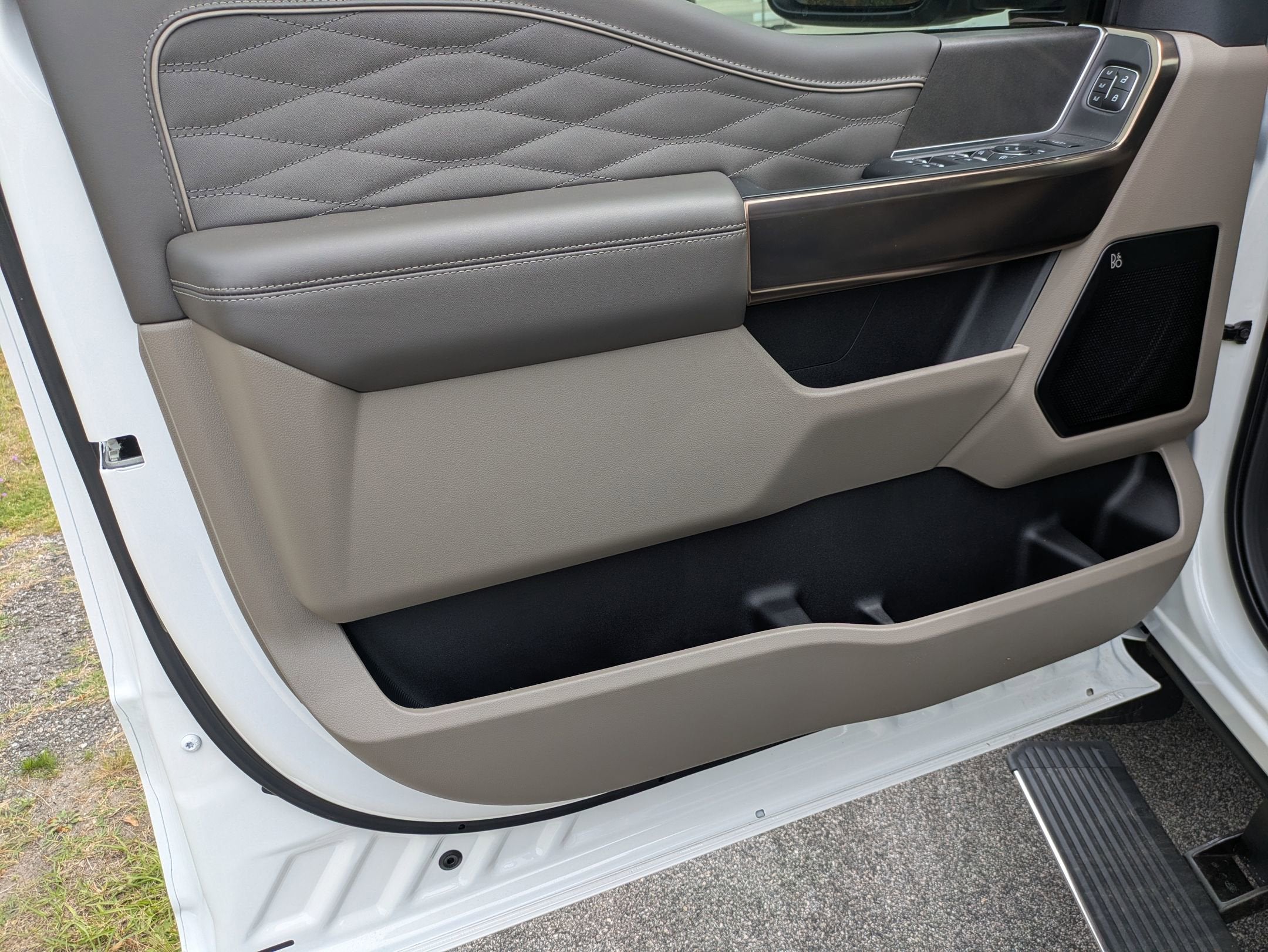 2026 Ford Super Duty F-350 DRW Platinum