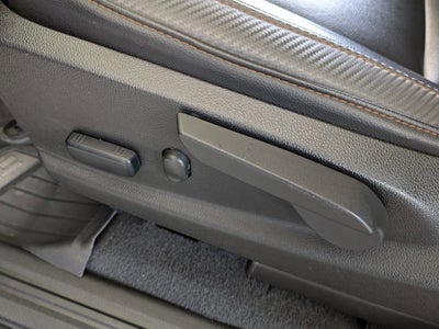 2022 GMC Canyon 4WD AT4 w/Leather