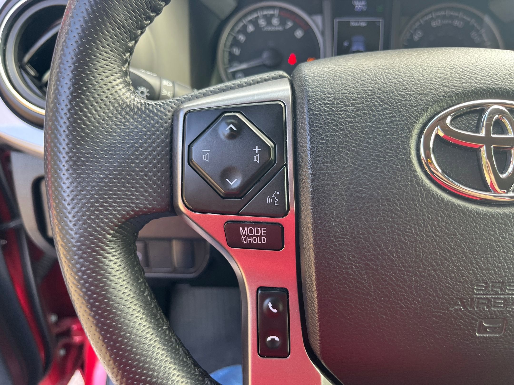 2022 Toyota Tacoma 4WD SR5