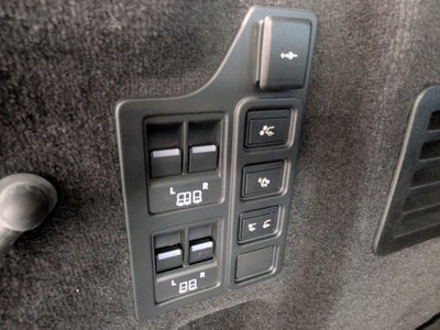 2023 Land Rover Discovery S R-Dynamic