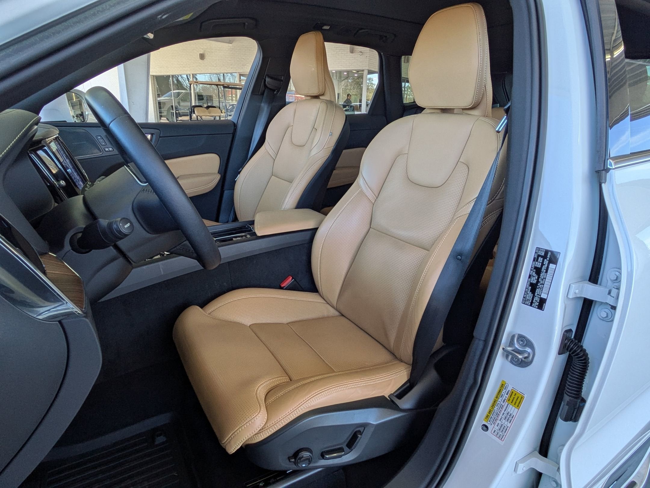 2022 Volvo XC60 Inscription