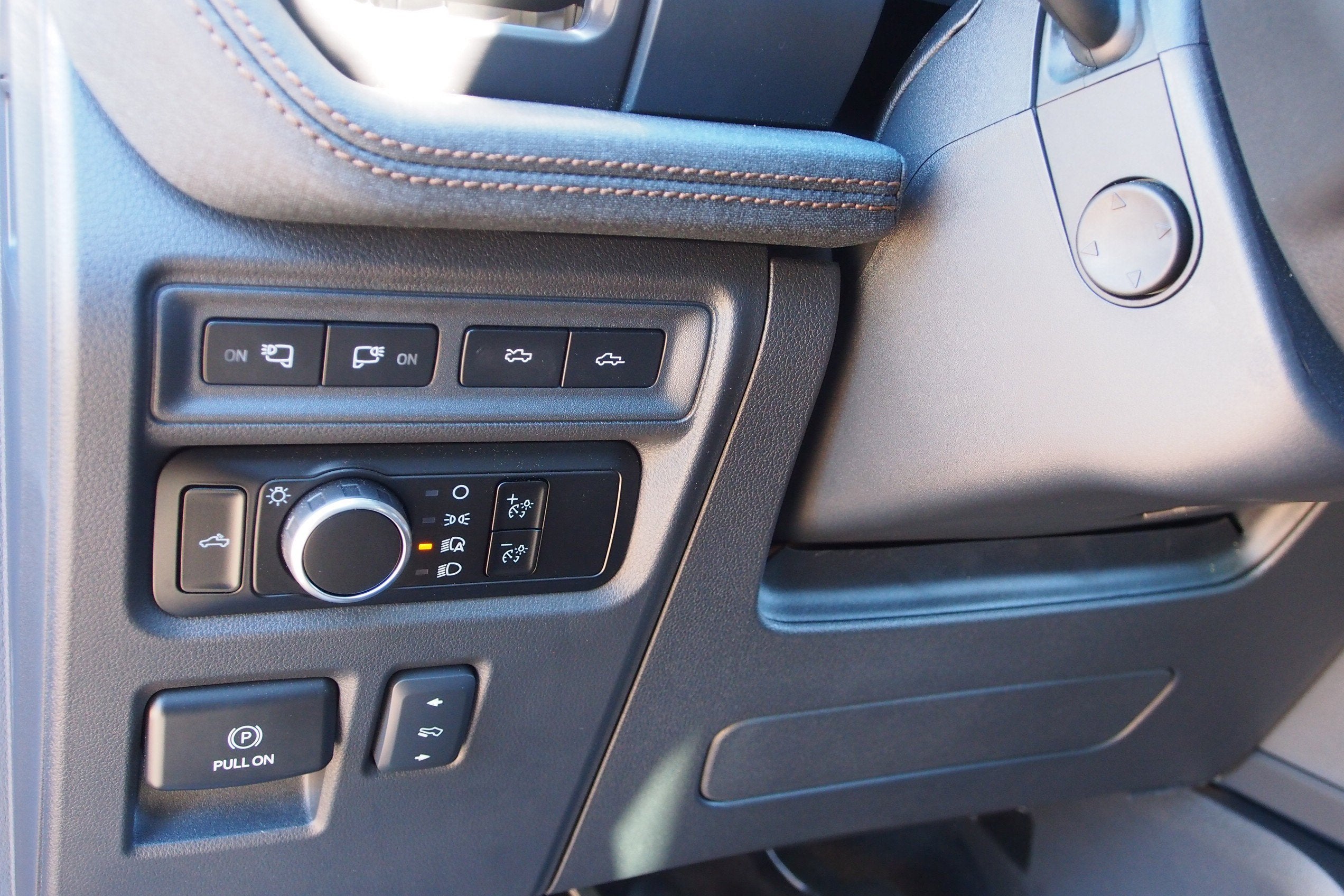 2023 Ford F-150 Lightning LARIAT