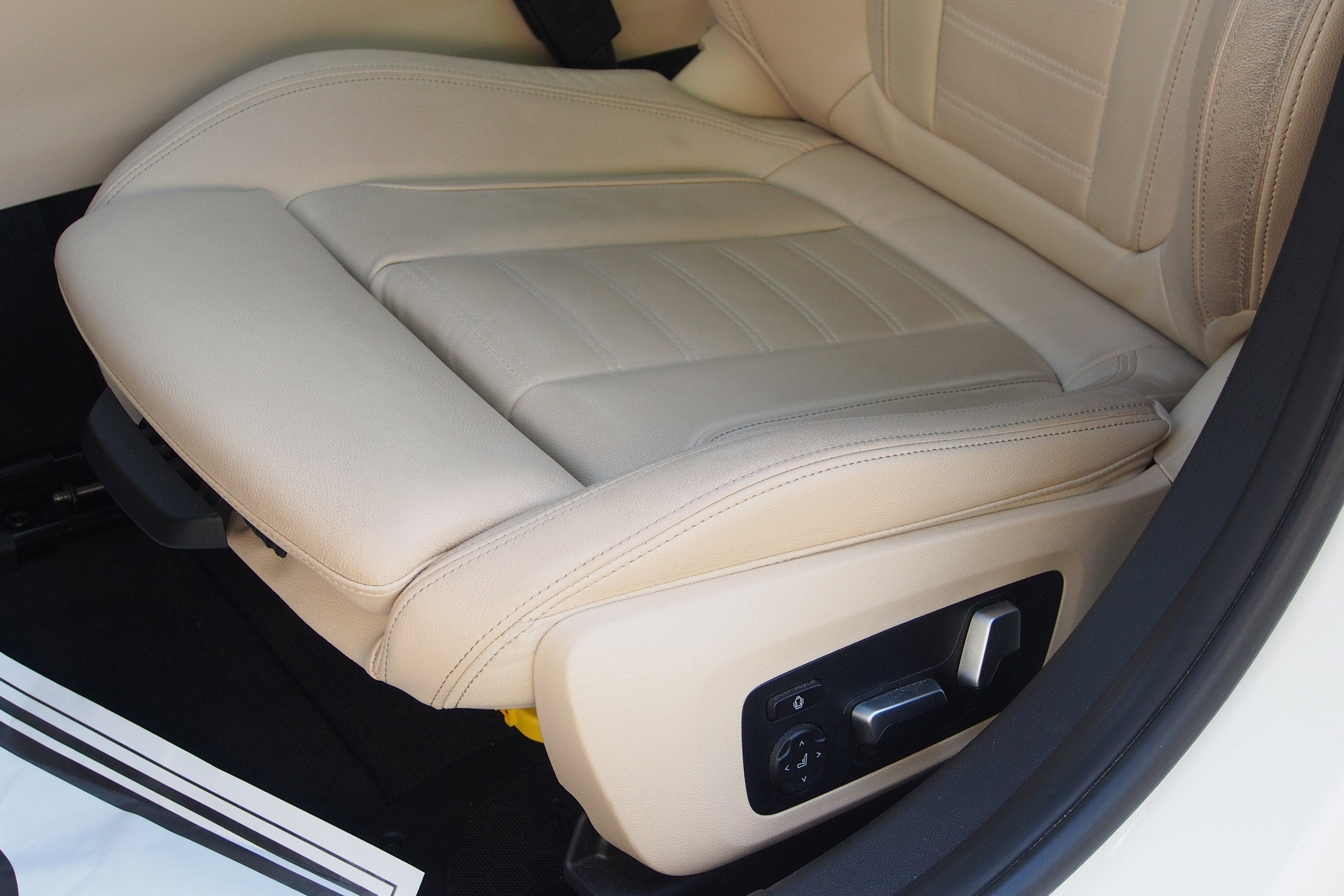 2021 BMW 3 Series 330i