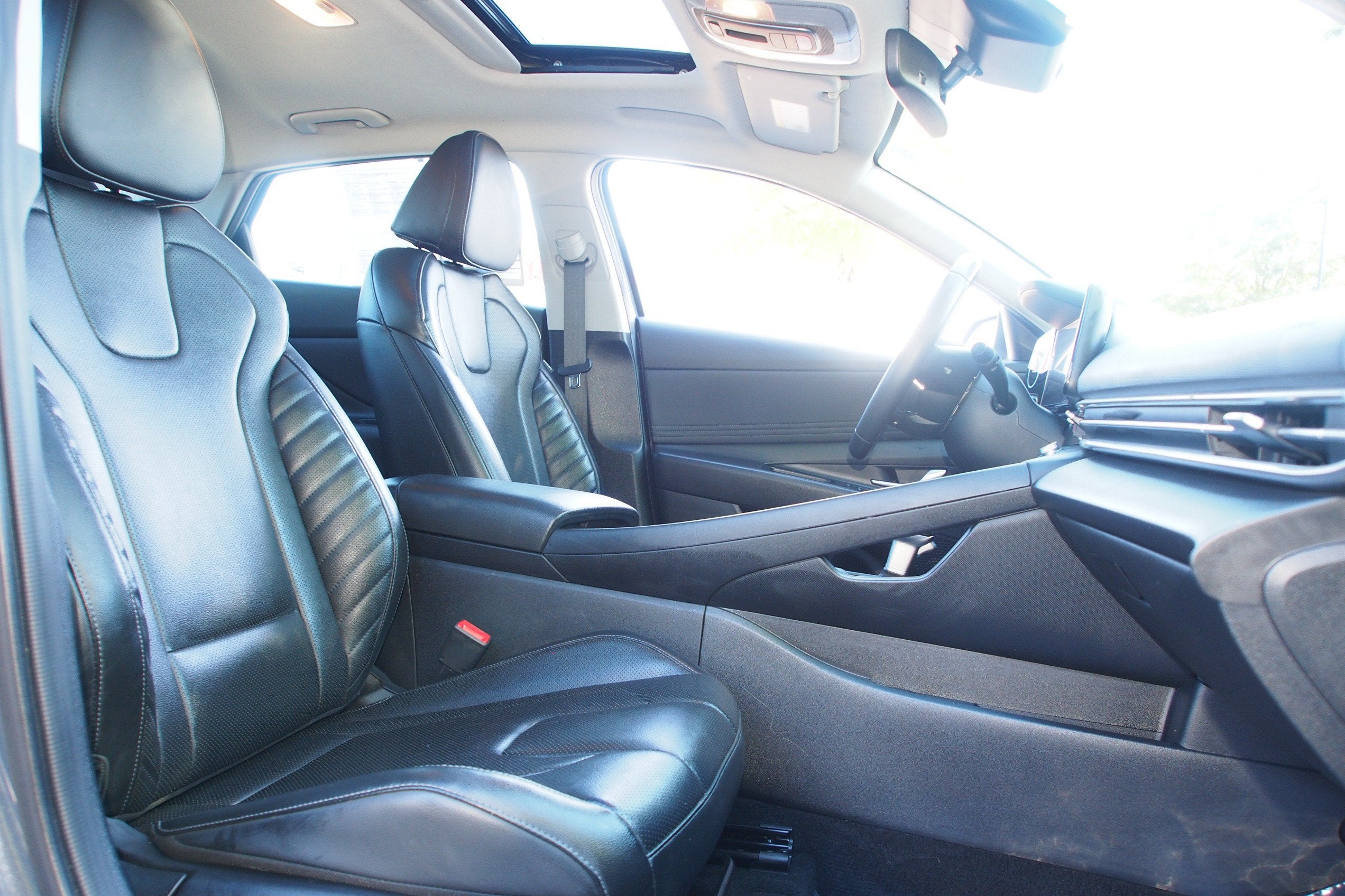 2024 Hyundai Elantra Hybrid Limited